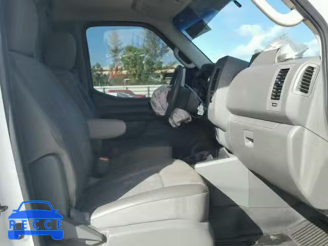 2015 NISSAN NV 1500 1N6BF0KL6FN808070 image 4