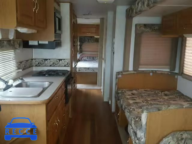 2000 WORKHORSE CUSTOM CHASSIS MOTORHOME 5B4LP37J4Y3315635 зображення 5