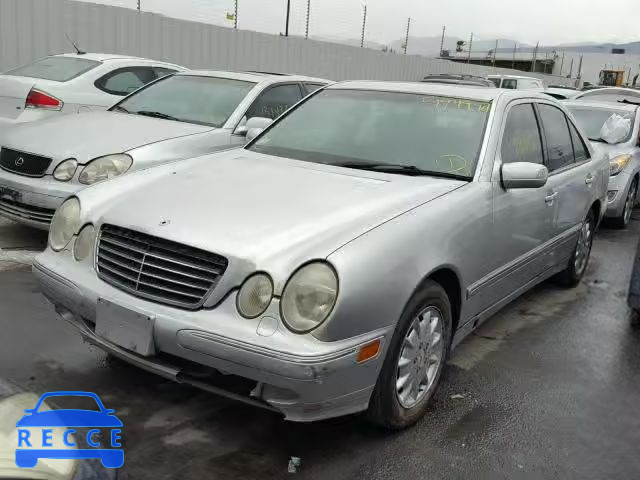 2000 MERCEDES-BENZ E 320 4MAT WDBJF82JXYX042927 зображення 1