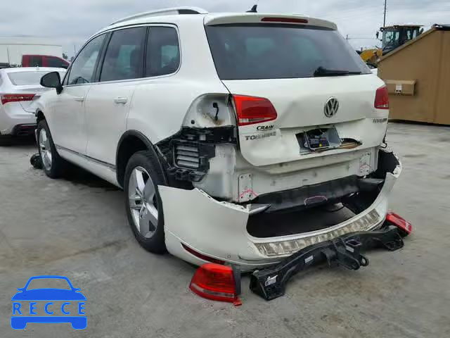 2011 VOLKSWAGEN TOUAREG HY WVGFG9BPXBD003340 image 2