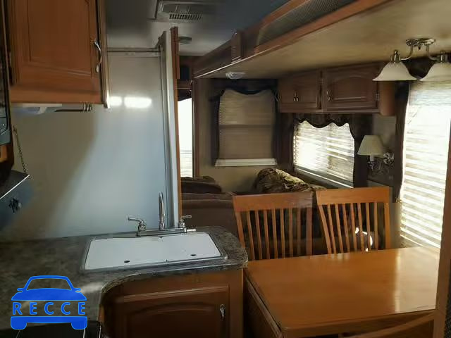 2009 COUG KEYSTONE 4YDF3182492505048 зображення 6