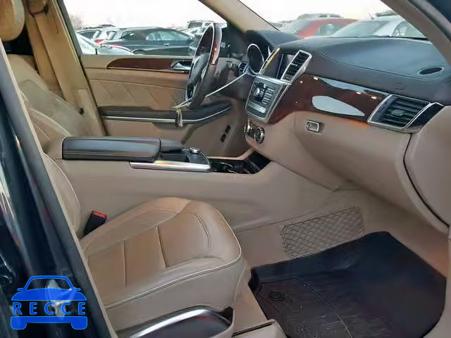 2013 MERCEDES-BENZ GL 550 4MA 4JGDF7DE7DA144736 зображення 4