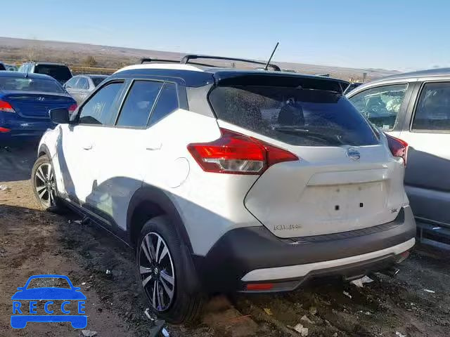 2018 NISSAN KICKS S 3N1CP5CU1JL509963 Bild 2