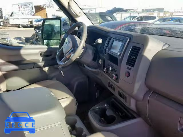 2017 NISSAN NV 3500 5BZAF0AA1HN850356 зображення 8