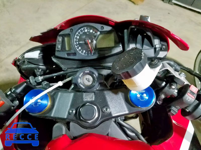 2018 HONDA CBR600 RR JH2PC40J6JK400597 image 8