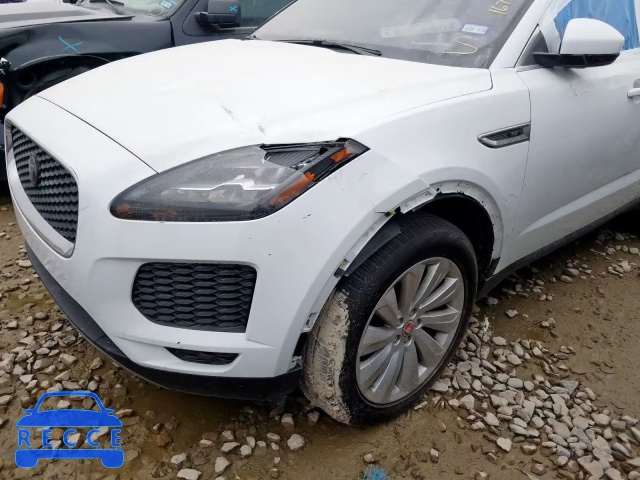 2018 JAGUAR E-PACE SE SADFP2FX4J1Z04519 Bild 8