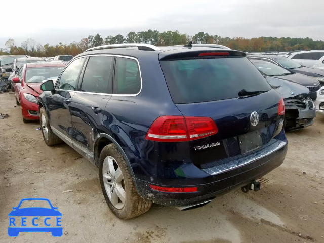 2013 VOLKSWAGEN TOUAREG HY WVGEG9BP7DD012205 Bild 2