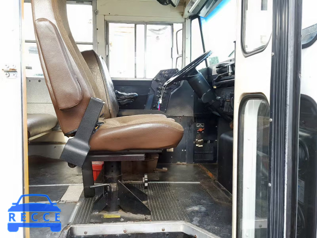 1998 INTERNATIONAL 3000 3800 1HVBBAAN9WH558033 image 4