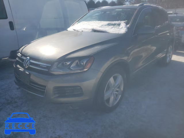 2013 VOLKSWAGEN TOUAREG HY WVGEG9BP1DD011700 image 1