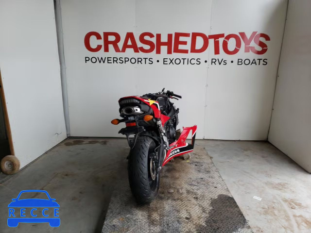 2018 HONDA CBR600 RR JH2PC40J9JK400139 image 3