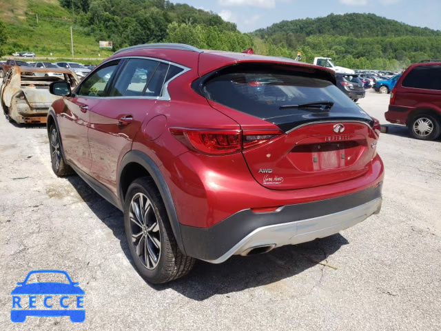 2019 INFINITI QX30 LUXE SJKCH5CR6KA007784 Bild 2