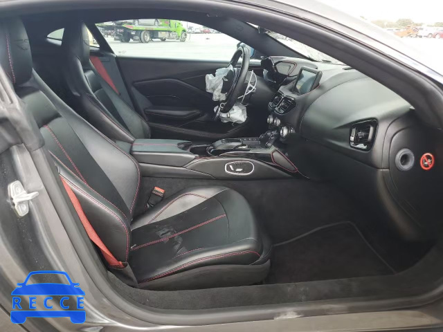 2019 ASTON MARTIN VANTAGE SCFSMGAW5KGN01034 image 4