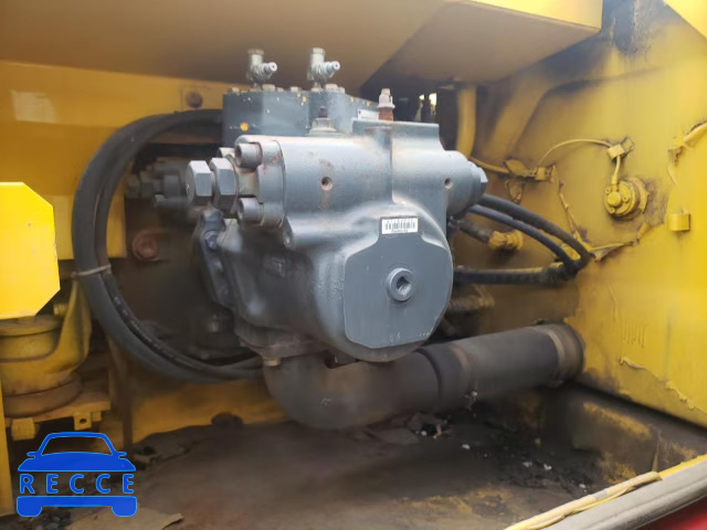 2000 KOMATSU PC200LC 105649 image 6