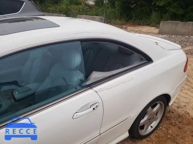 2004 MERCEDES-BENZ 300-CLASS WDBTJ75J74F097736 image 8