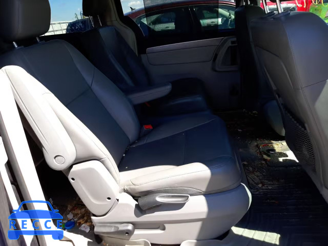 2014 VOLKSWAGEN ROUTAN SE 2C4RVABG5ER135139 зображення 5