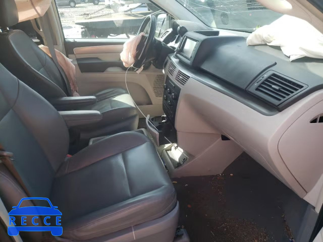 2014 VOLKSWAGEN ROUTAN SE 2C4RVABG8ER134387 зображення 4