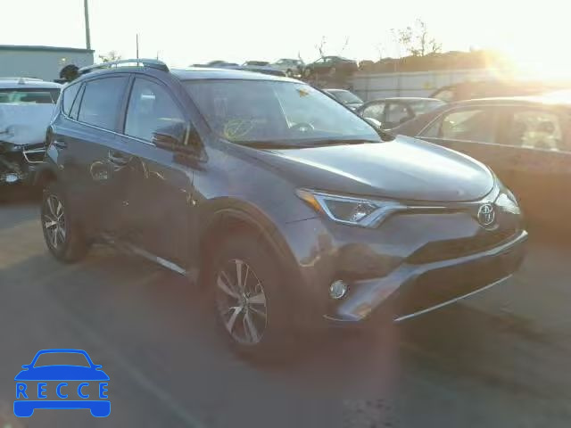 2016 TOYOTA RAV4 JTMRFREVXGD193856 Bild 0