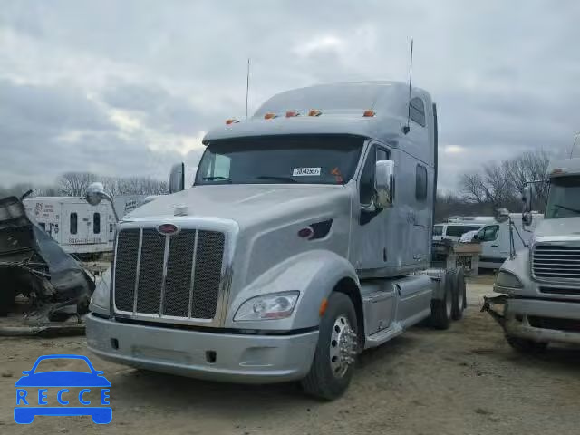 2013 PETERBILT 587 1XP4D49X8DD183223 Bild 1