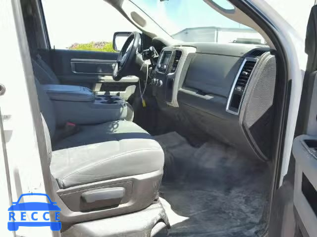 2015 RAM 2500 3C6UR5DL8FG515722 image 4