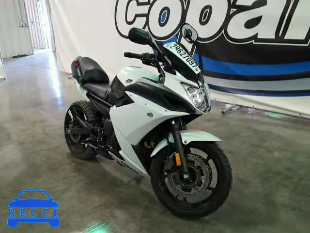 2009 YAMAHA FZ6 JYARJ18EX9A004568 Bild 0