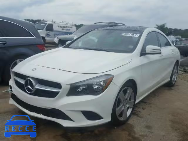 2015 MERCEDES-BENZ CLA WDDSJ4EB2FN176489 Bild 1