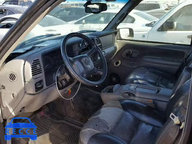 2000 CHEVROLET TAHOE 1GNEC13R0YR170564 image 4