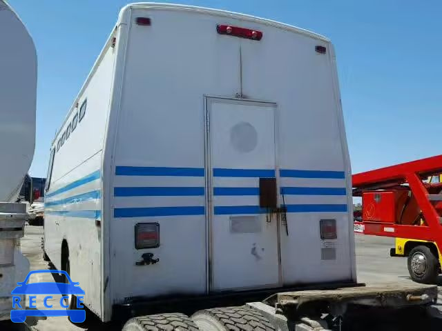 2005 FREIGHTLINER M2 1FVACWCT85HU10983 image 2