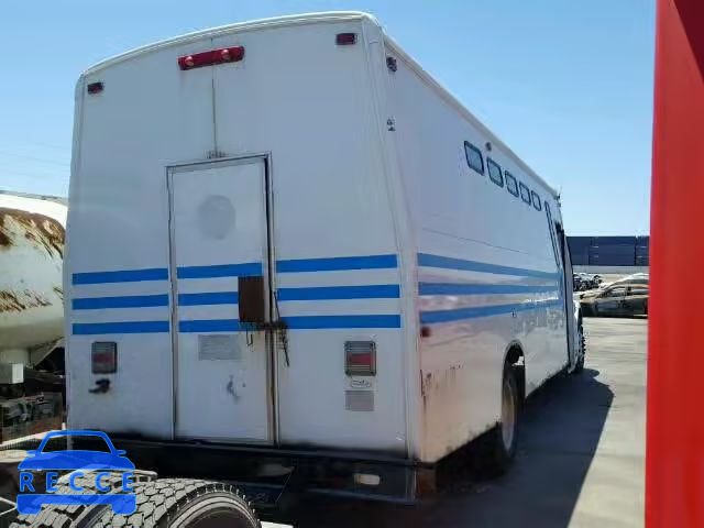 2005 FREIGHTLINER M2 1FVACWCT85HU10983 image 3