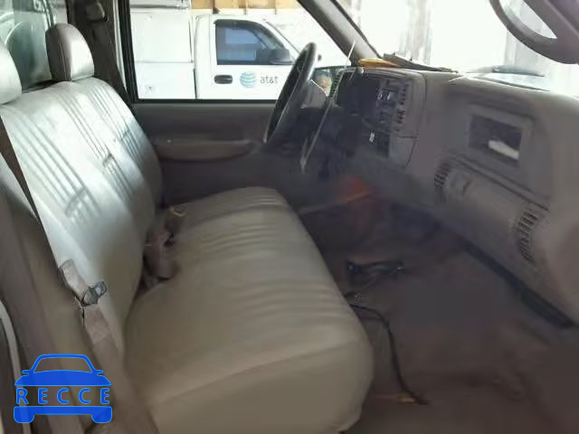 2000 CHEVROLET GMT-400 1GBGC34R1YF472835 image 4