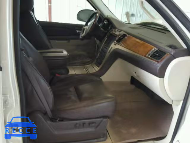 2010 CADILLAC ESCALADE P 1GYUKDEFXAR273082 image 4