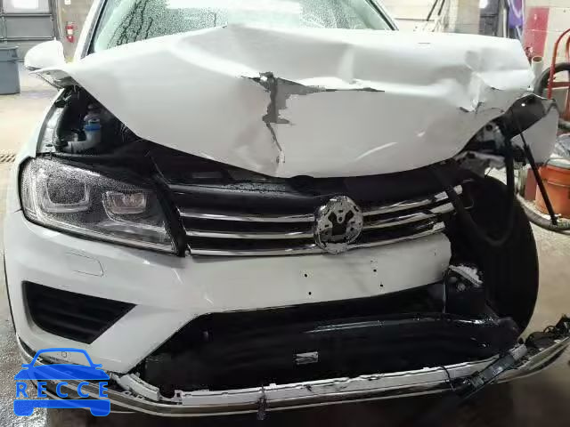 2015 VOLKSWAGEN TOUAREG V6 WVGEF9BP4FD007372 Bild 9