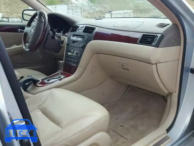 2002 LEXUS ES300 JTHBF30G420028729 image 4