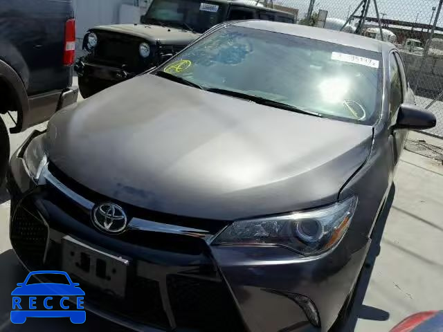 2015 TOYOTA CAMRY 4T1BF1FK4FU042352 зображення 1