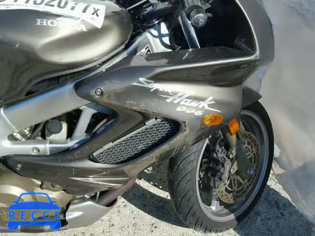 2005 HONDA VTR1000F JH2SC36045M700006 image 8