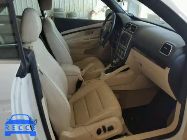 2008 VOLKSWAGEN EOS WVWFA71F88V033409 image 4