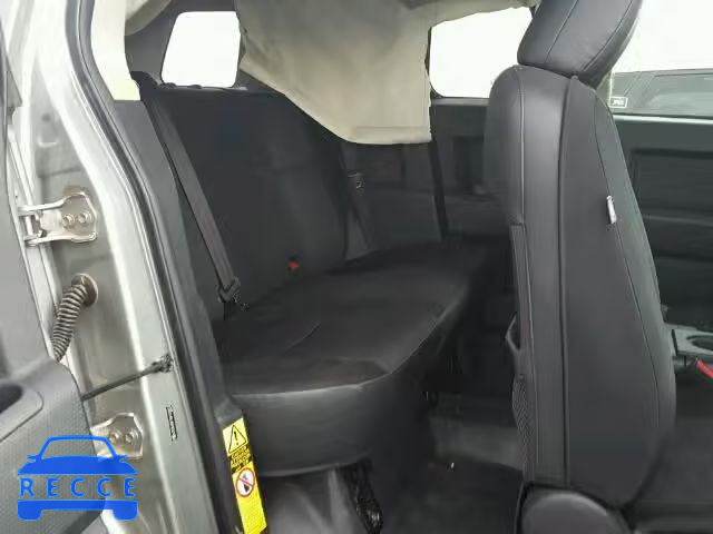 2011 TOYOTA FJ CRUISER JTEBU4BF1BK107812 image 5