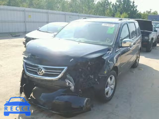 2010 VOLKSWAGEN ROUTAN SEL 2V4RW6DX3AR407517 image 1