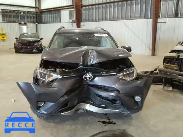 2016 TOYOTA RAV4 JTMRFREV5GJ081600 Bild 8