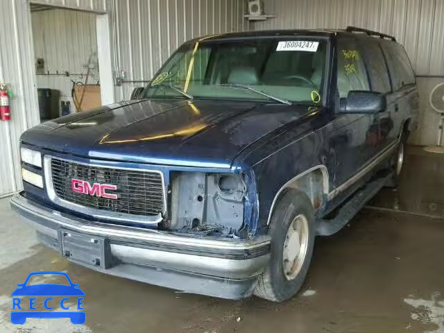 1997 GMC C1500 SUBU 3GKEC16R4VG503790 Bild 1