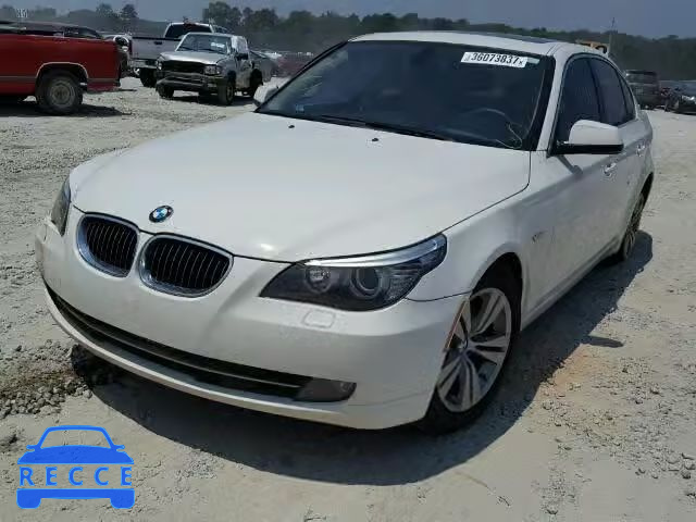 2010 BMW 528 WBANU5C59AC365451 Bild 1
