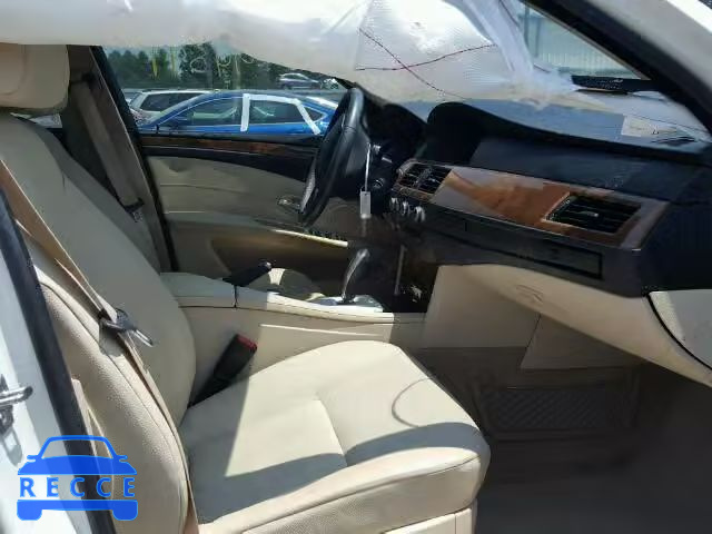 2010 BMW 528 WBANU5C59AC365451 Bild 4
