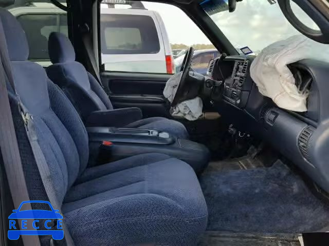 1999 CHEVROLET TAHOE 1GNEC13R8XJ319199 зображення 4