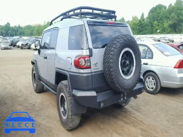 2013 TOYOTA FJ CRUISER JTEBU4BF6DK156233 image 2