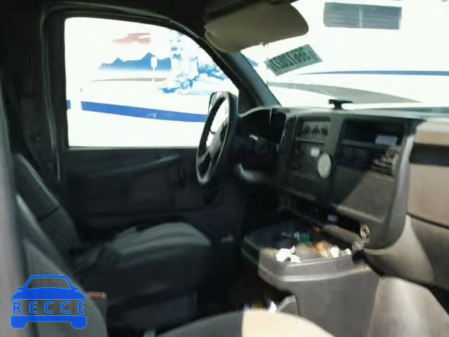 2005 CHEVROLET EXPRESS CU 1GBHG31U951110889 Bild 4