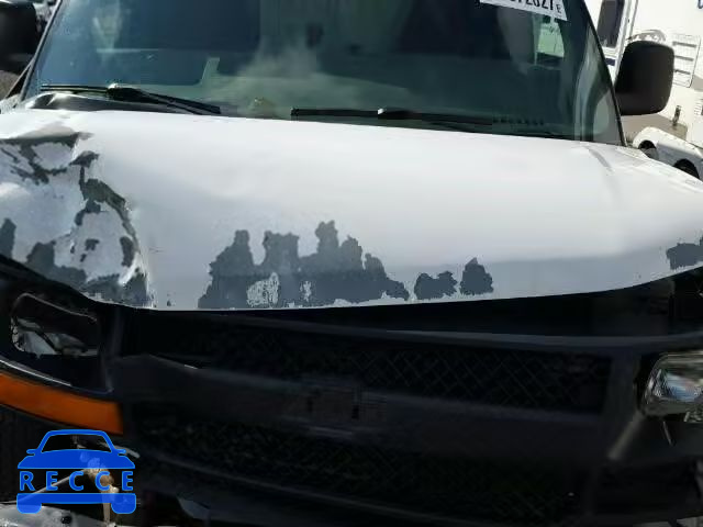 2005 CHEVROLET EXPRESS CU 1GBHG31U951110889 image 6