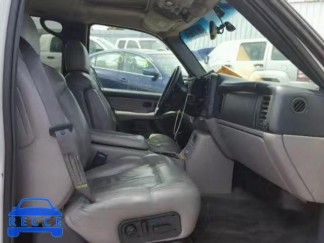 2001 CHEVROLET SUBURBAN 3GNGK26U21G100653 image 4
