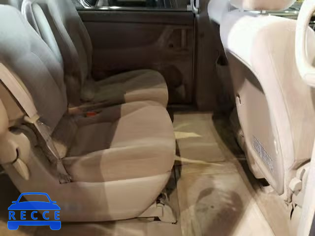 2004 TOYOTA SIENNA 5TDZA22C04S058247 image 5