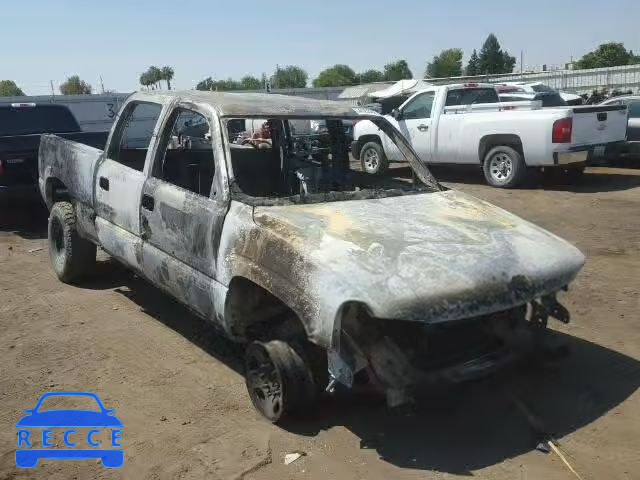 2004 GMC SIERRA C25 1GTHC23234F223977 image 0