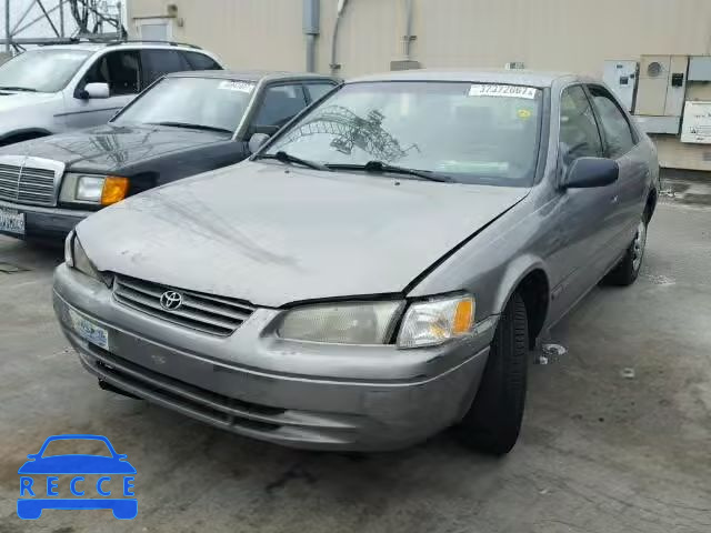 1997 TOYOTA CAMRY 4T1BG22K1VU119444 image 1