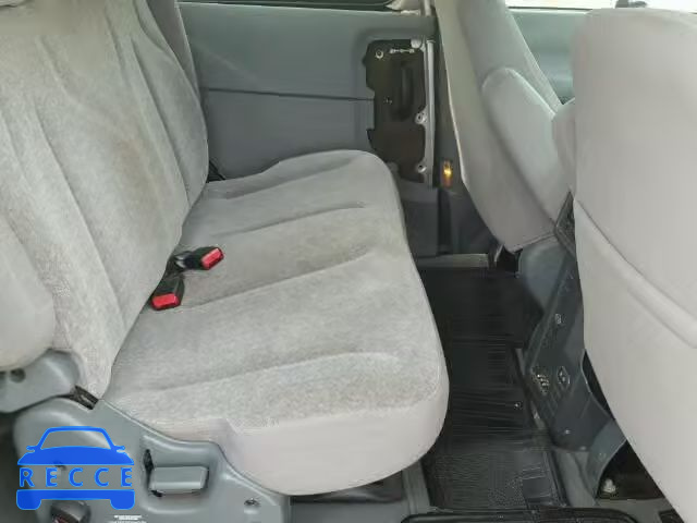 2000 NISSAN QUEST 4N2XN11T1YD841129 image 5